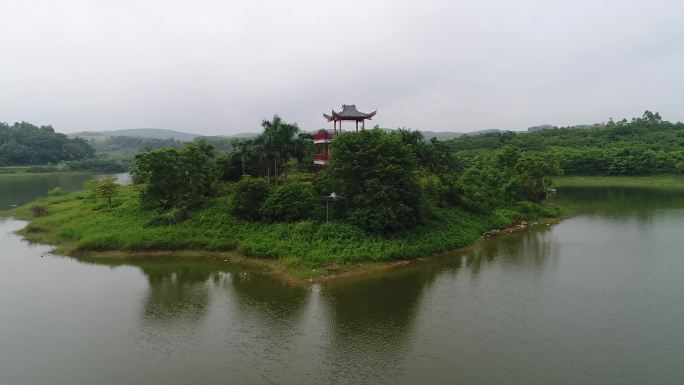 广西南宁亭子，湖泊，山水景色