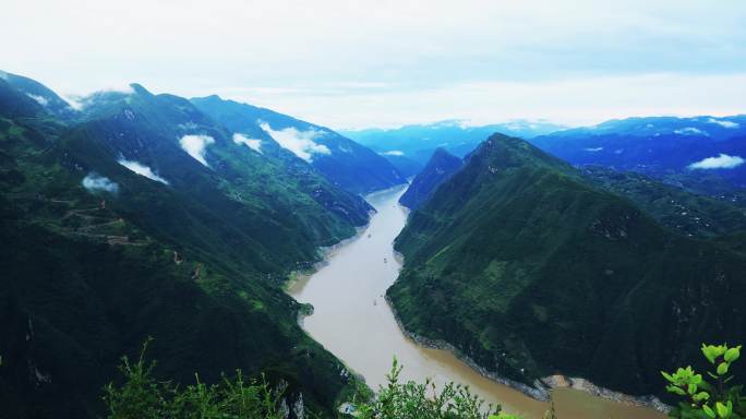 巴东雨后延时云卷云舒