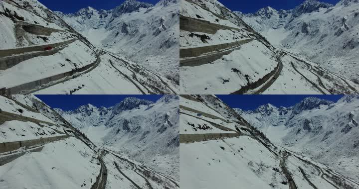 西藏墨脱雪山公路