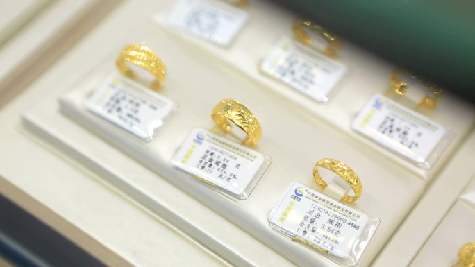 金店、戒子、金戒子、吊坠、中国黄金