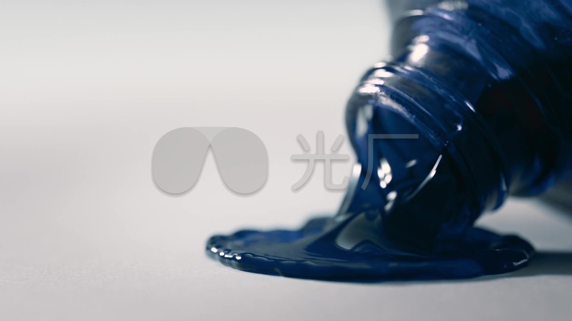 打翻墨水瓶打翻颜料瓶_1920x1080_高清视频素材下载(编号:3110839)