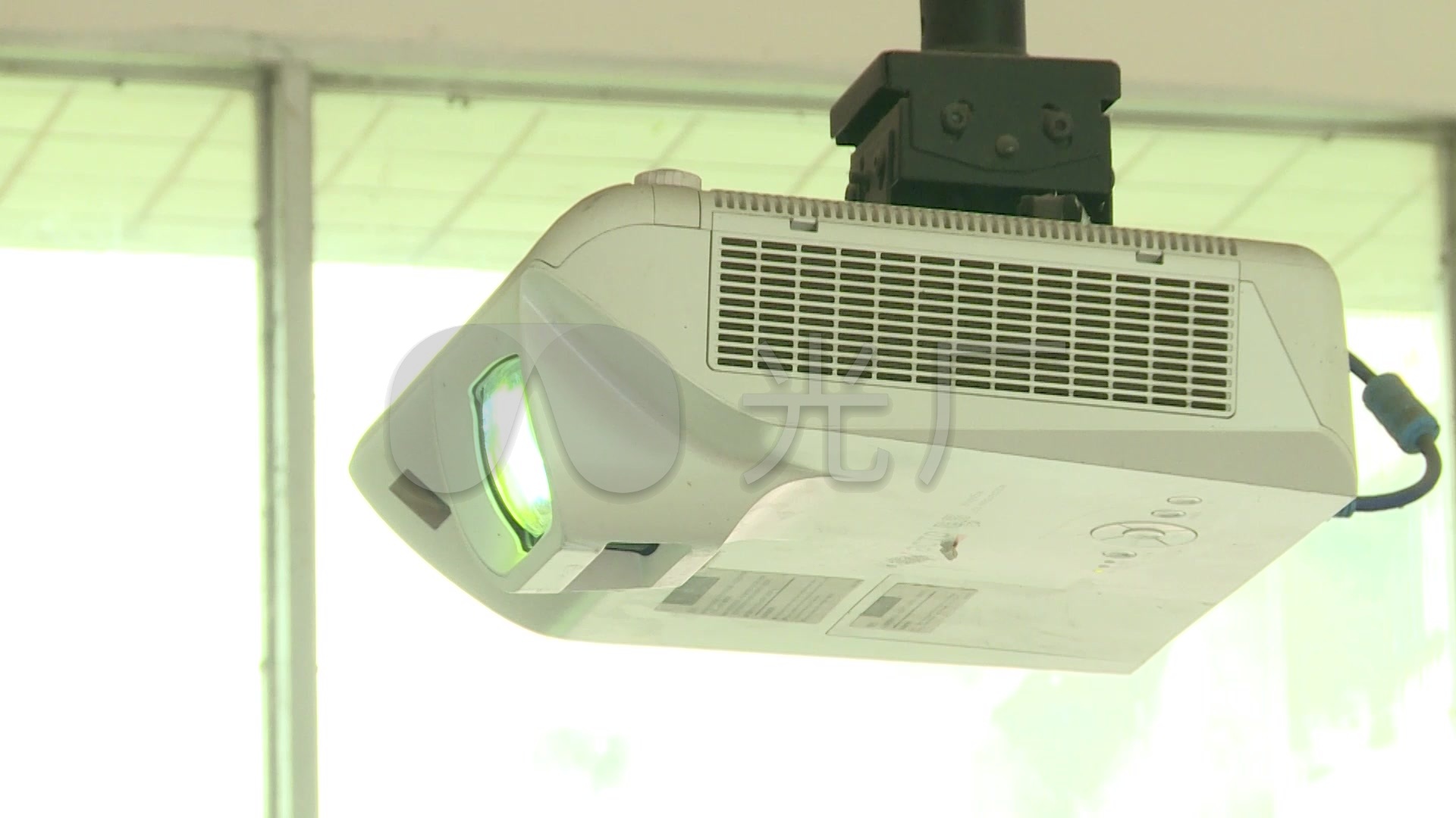 投影仪 视频教学 视频会议 学校 教室