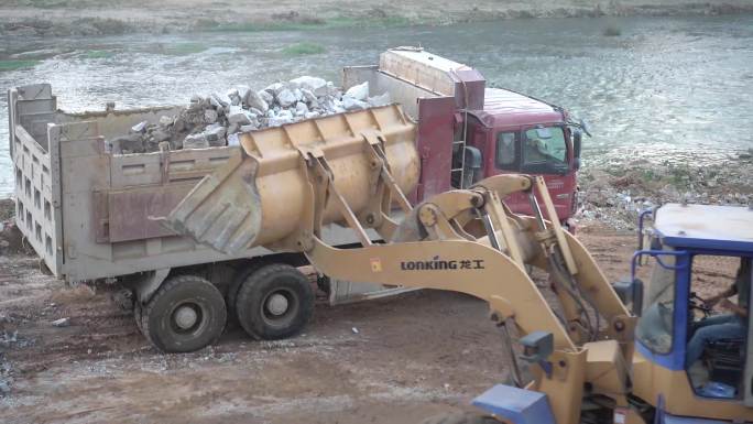 石料装载机推土机铲车工程车民生工程