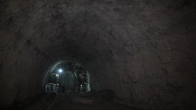 隧道施工领导视察