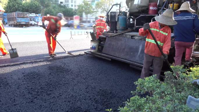 沥青摊铺机工程车公路道路机械路面清扫修复