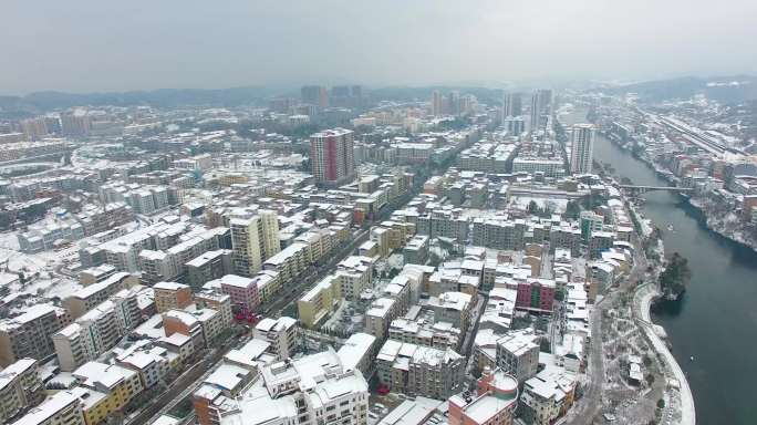 4K2组航拍新兴县城雪景120秒