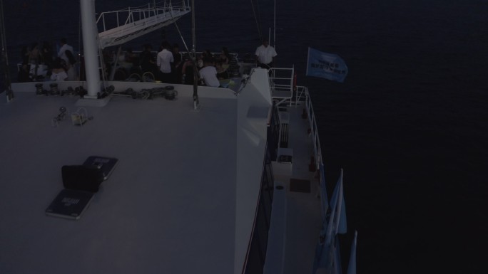 4K-log海上游船航拍