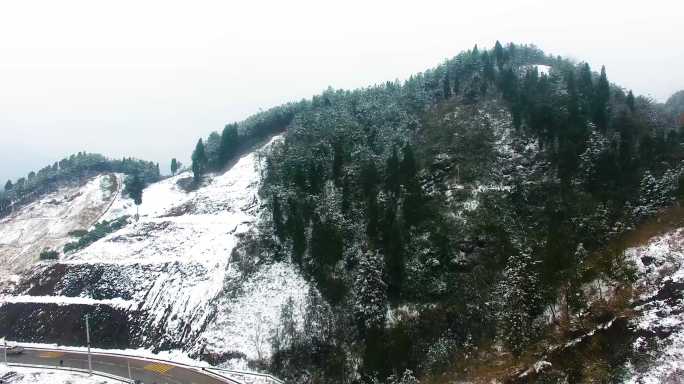 4K航拍4组思旸古城远山雪景2分23秒