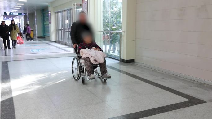医院内推轮椅