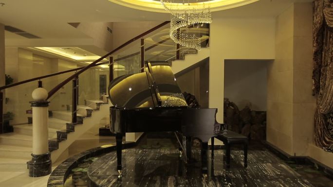 酒店大堂钢琴