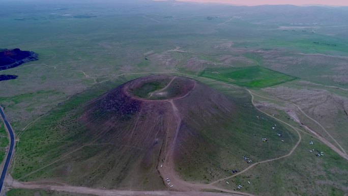 航拍乌兰哈达火山群