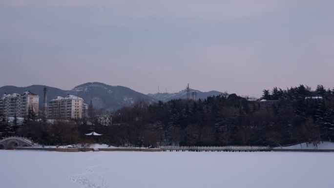 烟台雪后冬日城市的美景