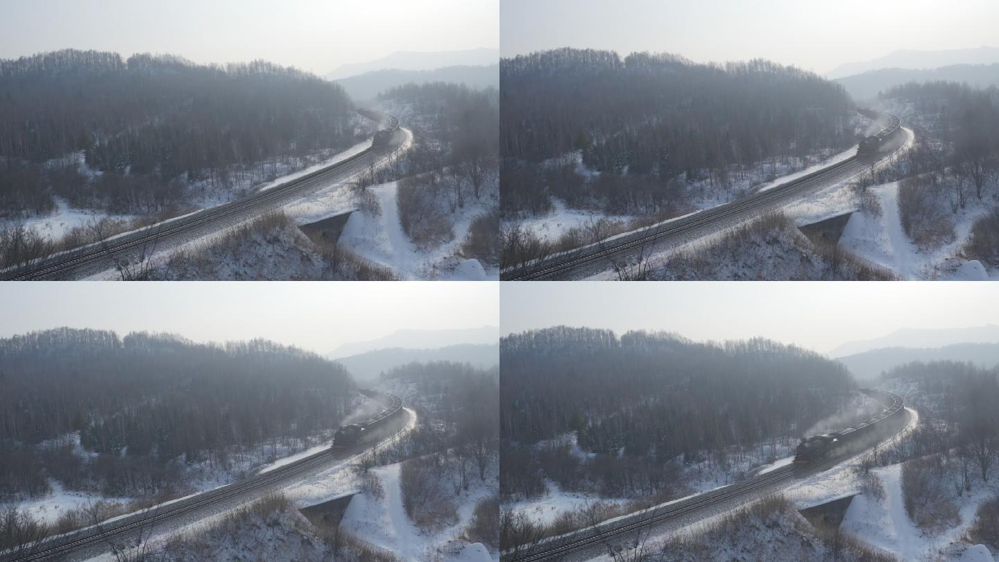 雪地上行使火车铁轨戈壁行使火车