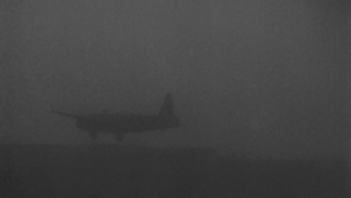 雾中机场