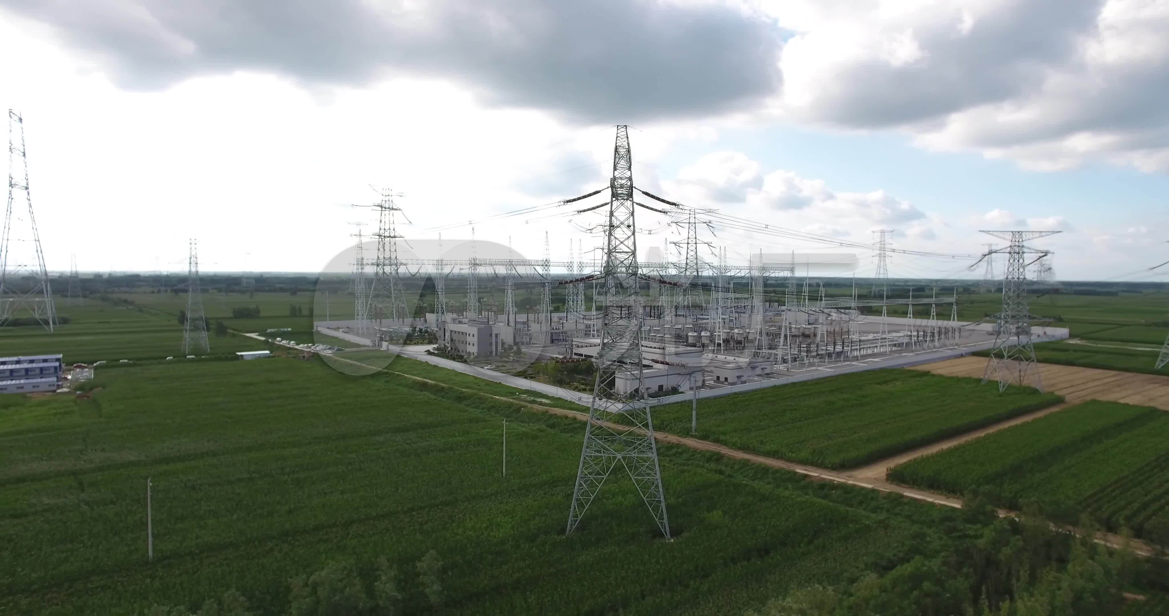 国内首个“三塔合一”百万级电厂间冷塔施工到顶 - 中国电力网-