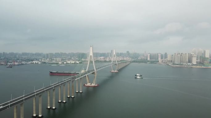 原创航拍广东湛江海湾大桥