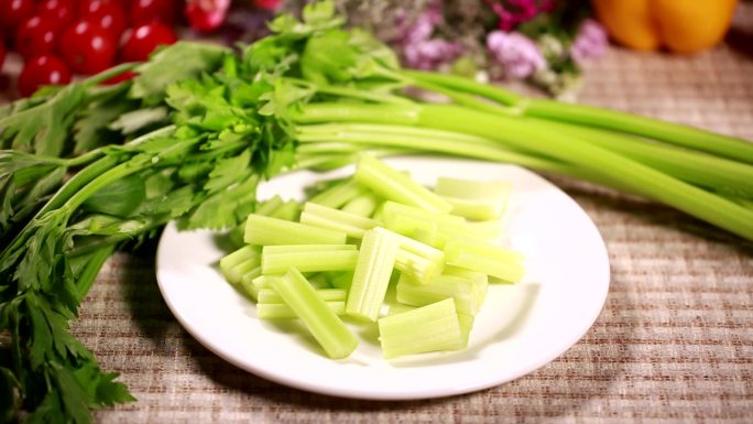 食品食材美食蔬菜芹菜根根茎