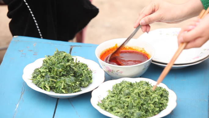 野菜饭苜蓿菜团