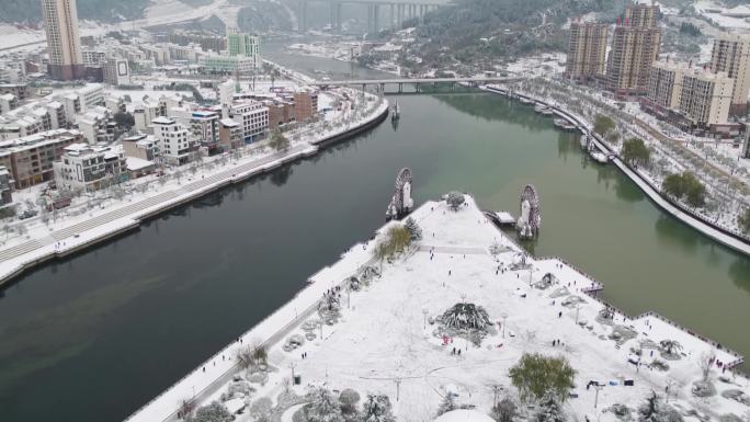 航拍小城雪景