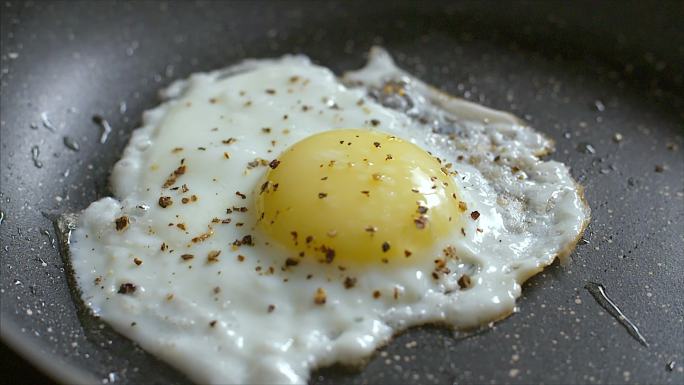 煎鸡蛋美味的荷包蛋