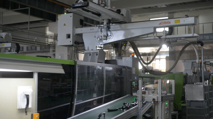 车间工厂的工业制造与生产视频素材