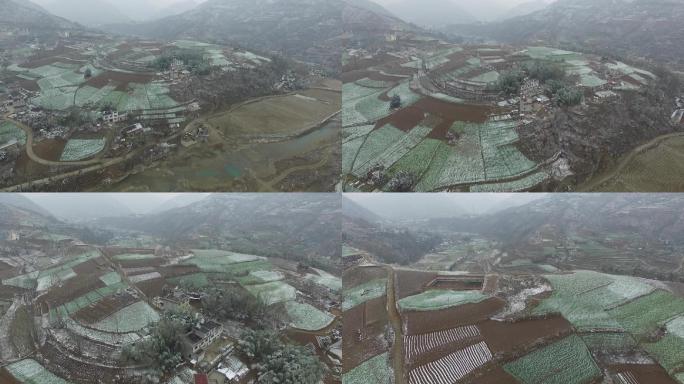 冬季雪后山中的新农村