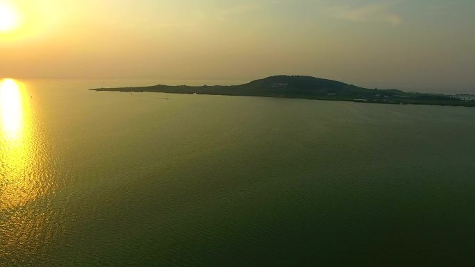 4K原创航拍夕阳下的苏州贡山岛