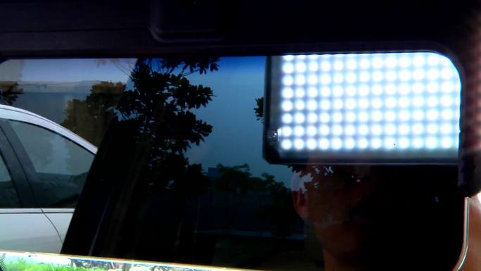 车载驭光通汽车液晶滤光屏驭光通智能遮阳板