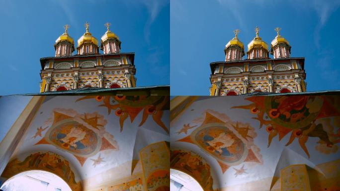 俄罗斯教堂内部穹顶壁画