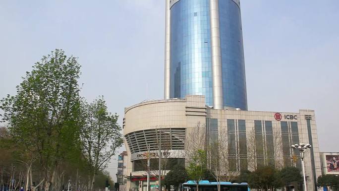 2015年的中国工商银行洛阳分行大厦