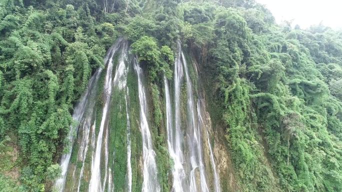 云南文山峡谷河流高山流水边境瀑布麻栗坡