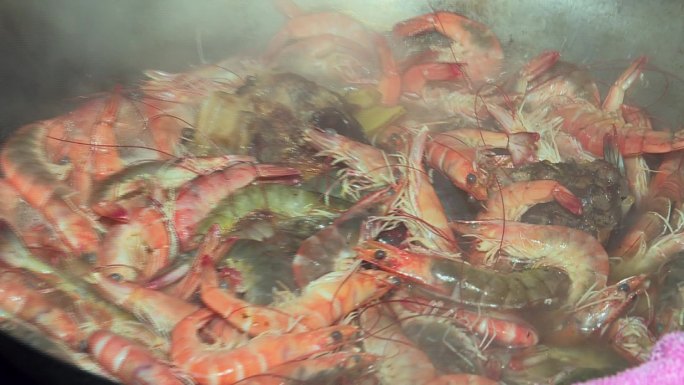 烹煮海虾