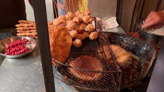 海边美食虾饼制作