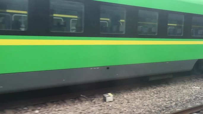 一辆特别的绿皮火车