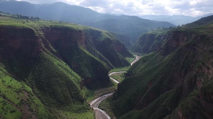 地质奇观高山大裂谷4K航拍