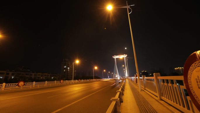 傍晚夜晚灯火通明桥延时大桥天桥