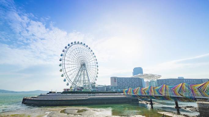 蓝天摩天轮大范围延时