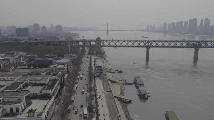航拍4k武汉武昌中华路码头长江大桥