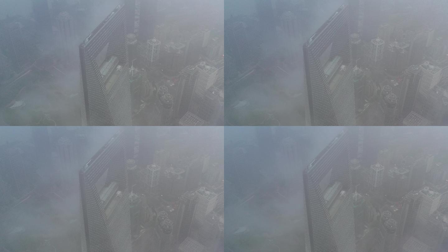 云雾中的上海