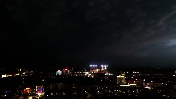 暴雨闪电夜景航拍实拍4K素材