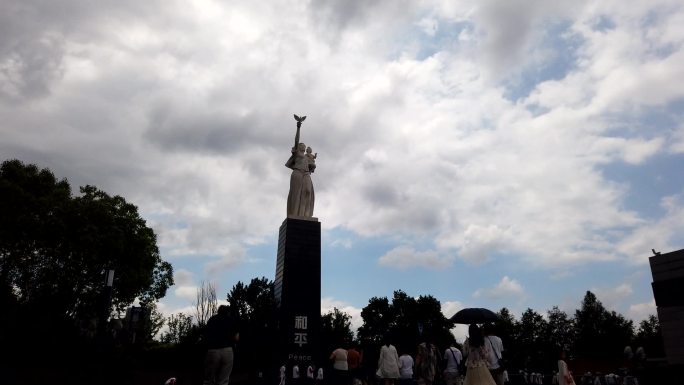 南京大屠杀纪念馆和平雕塑延时