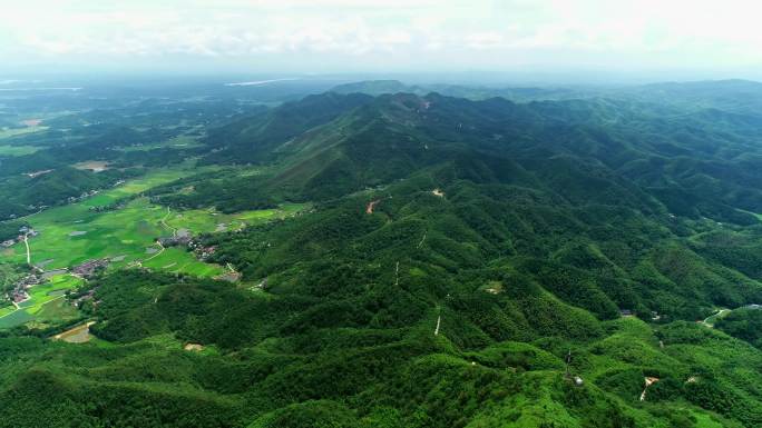 4K航拍南方丘陵山地田野乡村01