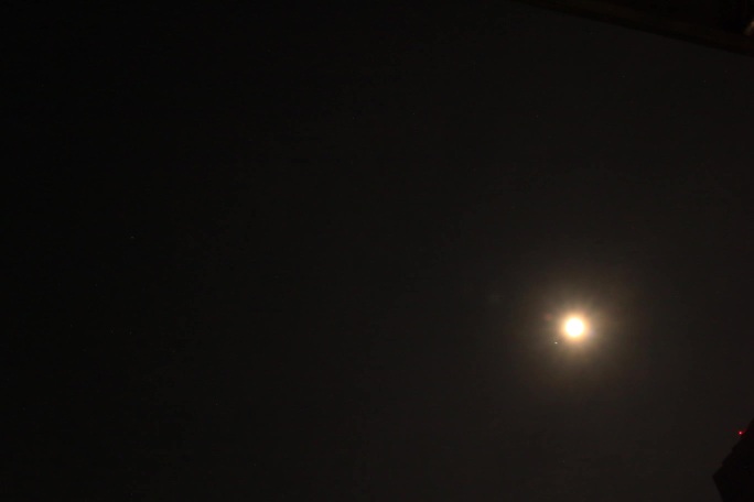 广州夏天的夜晚，4K延时拍摄月亮下山