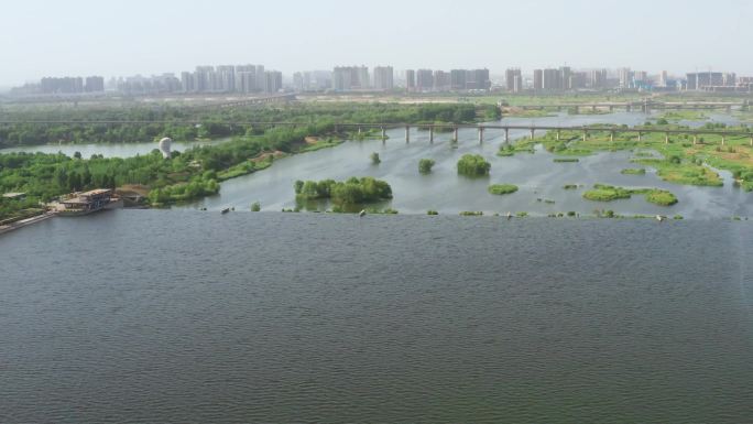 4K西安灞河浐灞湿地公园航拍视频素材