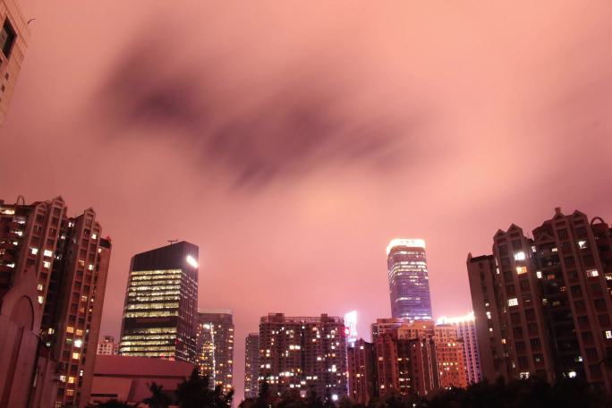 广州天河夏天风雨变幻的夜晚景色，4K延时