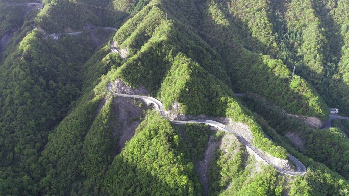 原创4K大巴山盘山公路