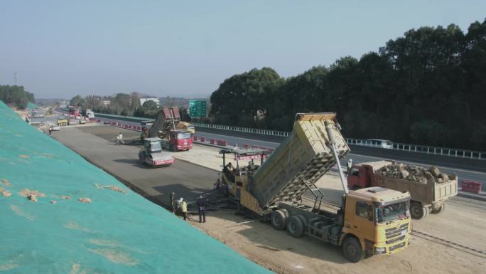 【高清视频】基础设施高速公路土建沥青摊铺