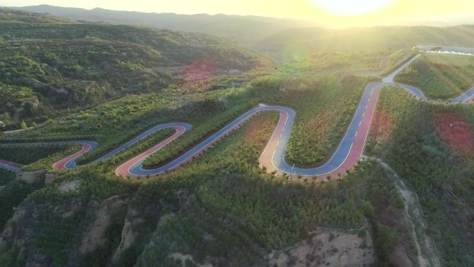 航拍山西太原旅游生态玉泉山网红公路