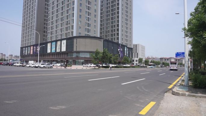 沈阳新南站城市广场周边建筑