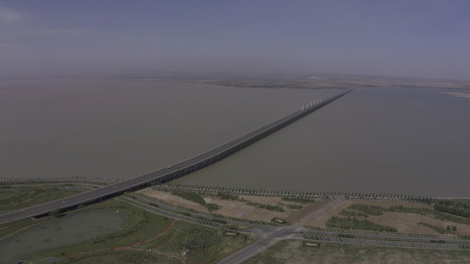 4K-log乌海湖大桥航拍